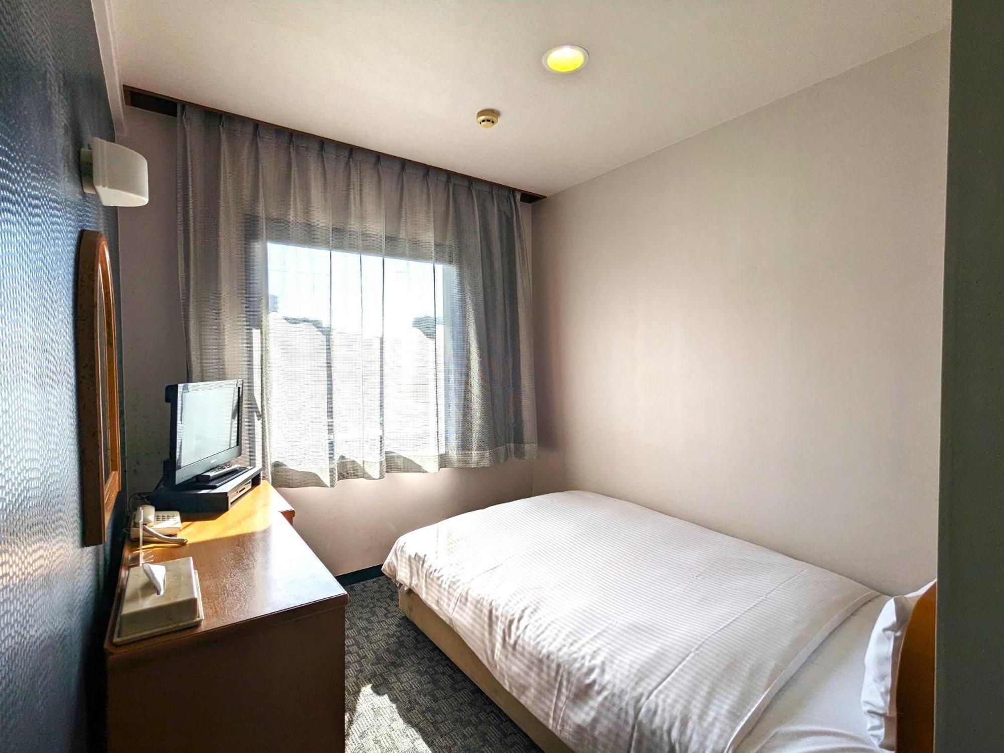 Gr Hotel Suidocho Kumamoto Esterno foto